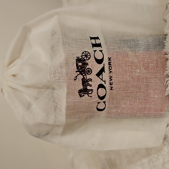 Coach Red and Blue Wristlet , Dust Bag EUC - Picture 6 of 6